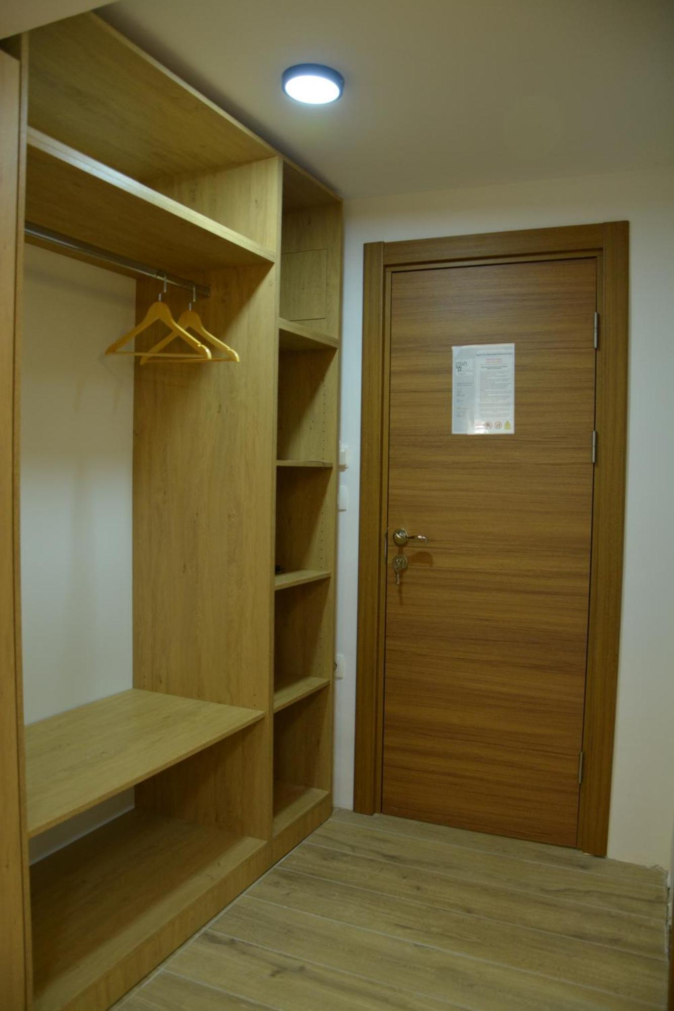 Miryana Guest House โอครีด ภายนอก รูปภาพ