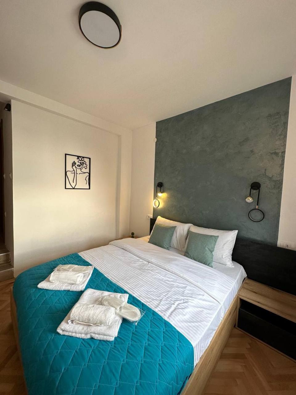 Miryana Guest House โอครีด ห้อง รูปภาพ